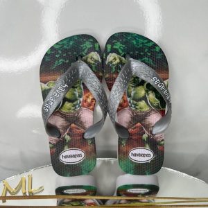 Havaianas infantis estampadas com técnica de transfer digital disponíveis para atacado.