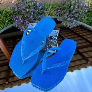 Chinelo de Dedos Quadrada Maldivas Santa Lolla - Conforto Tropical para Revendedores